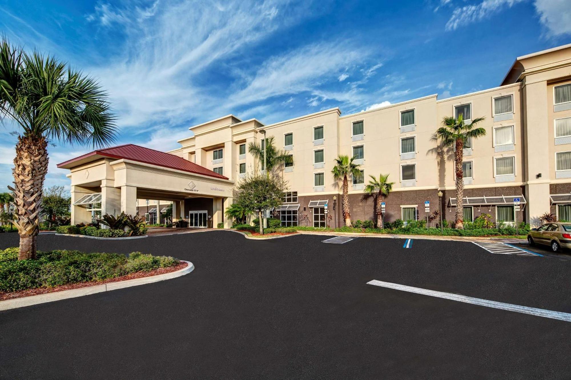Hampton Inn & Suites Stuart-North Exteriér fotografie