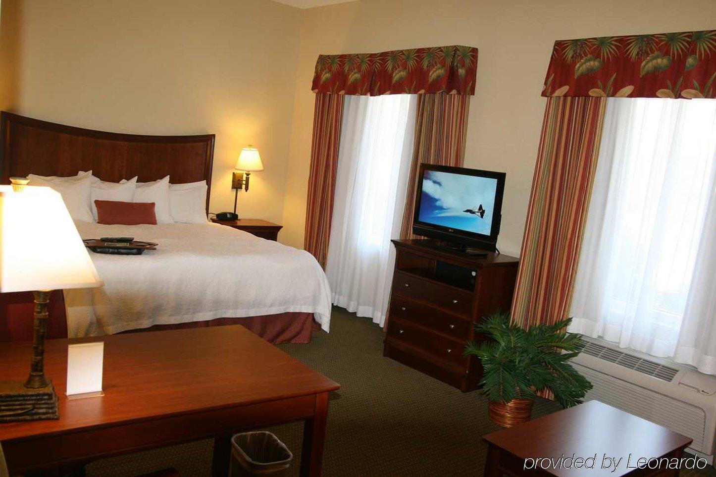 Hampton Inn & Suites Stuart-North Pokoj fotografie