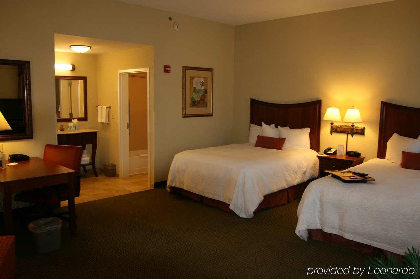 Hampton Inn & Suites Stuart-North Pokoj fotografie