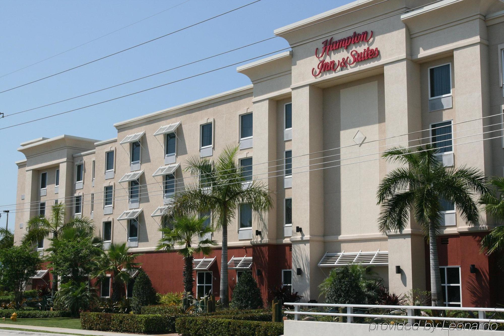 Hampton Inn & Suites Stuart-North Exteriér fotografie
