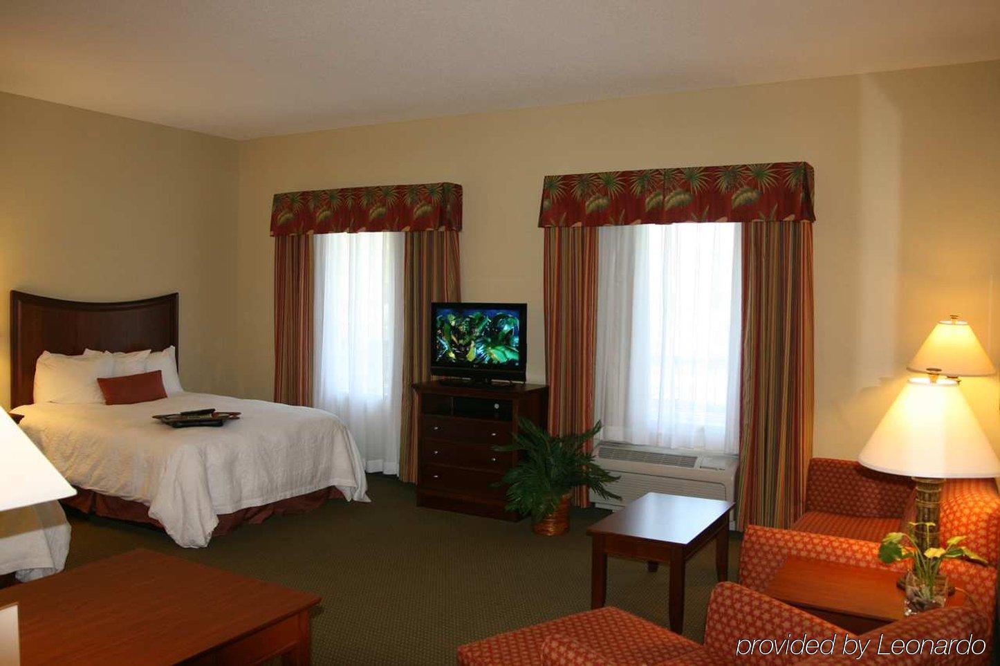 Hampton Inn & Suites Stuart-North Pokoj fotografie