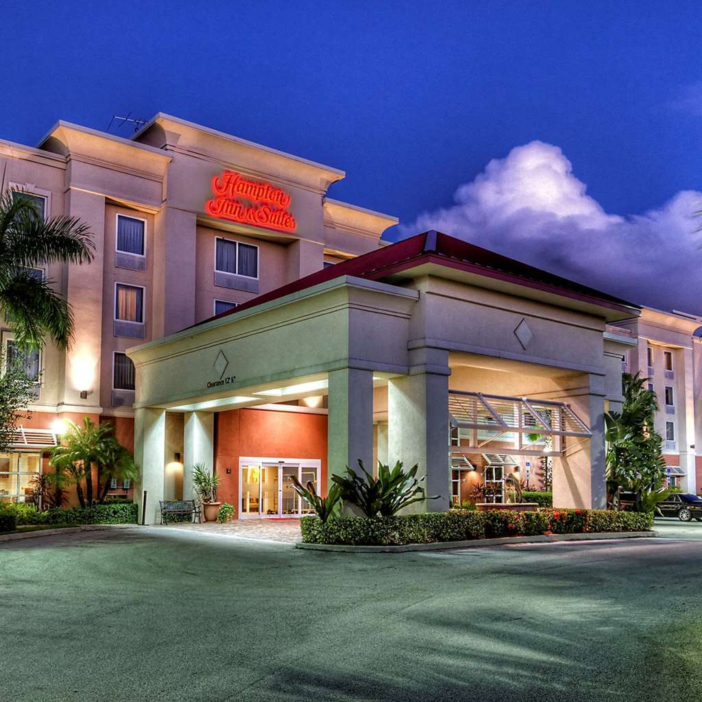 Hampton Inn & Suites Stuart-North Exteriér fotografie